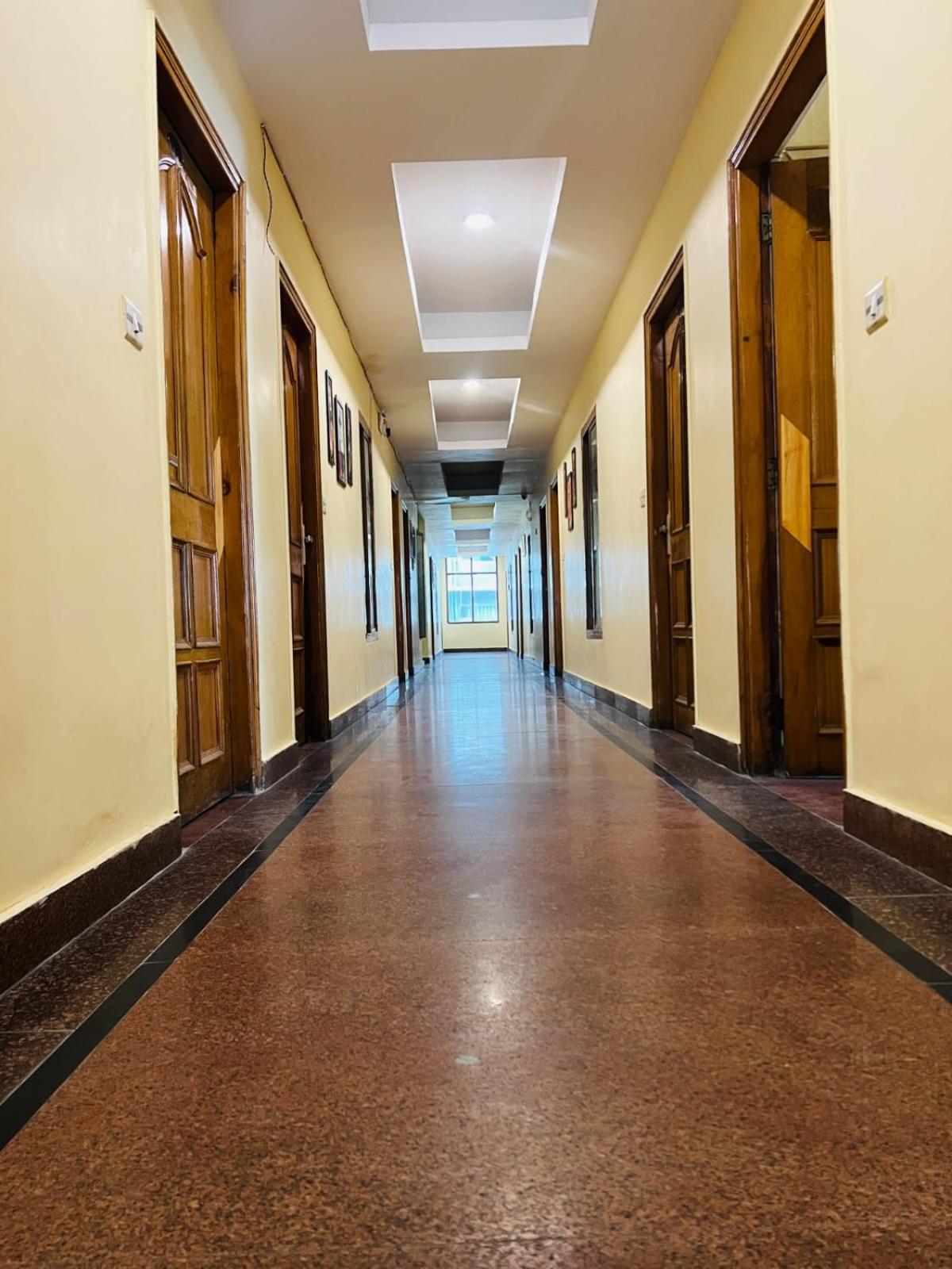 Hotel Kalinga Grand - Luxury Comfort !! Travellers Delight !! Budget Friendly !! Prime Location !! Guest Favourite مايالي المظهر الخارجي الصورة