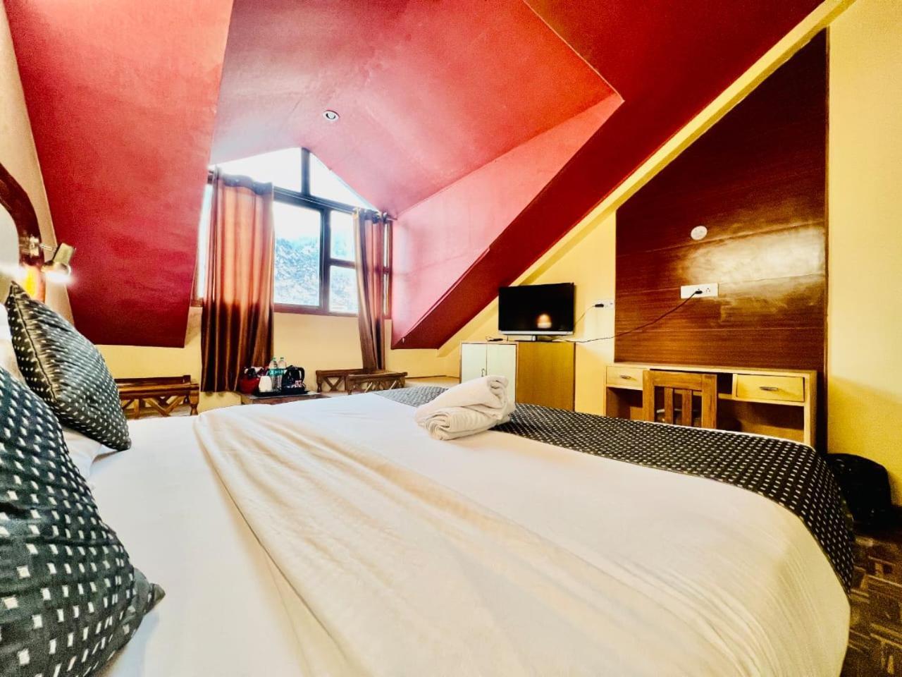 Hotel Kalinga Grand - Luxury Comfort !! Travellers Delight !! Budget Friendly !! Prime Location !! Guest Favourite مايالي المظهر الخارجي الصورة